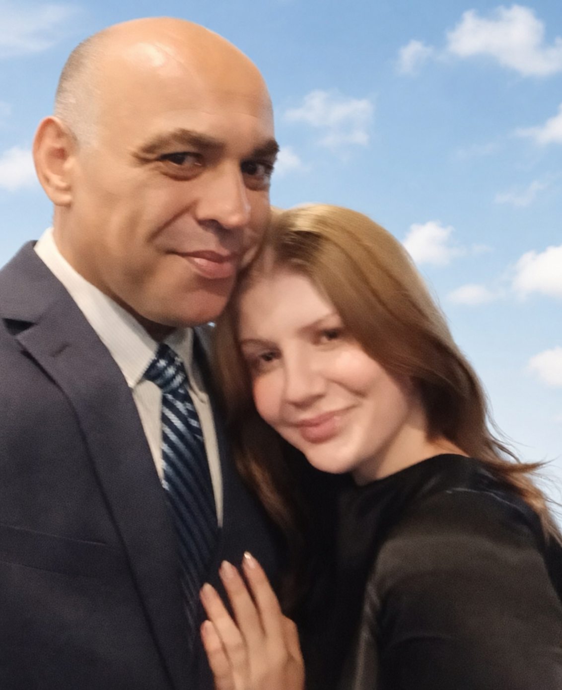Massud Zhouand and Jessie Zhouand